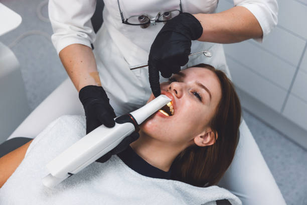 Best Emergency Tooth Extraction in West Hollywood, CA